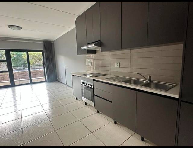 2 BEDROOM APARTMENT FOR SALE IN GREENSTONE HILL